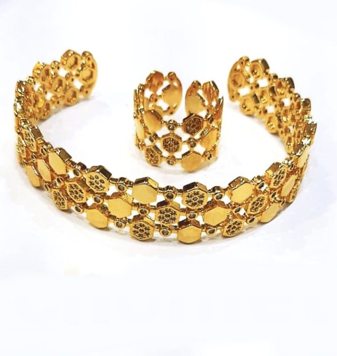 Honeycomb Style CZ Bracelet With Ring