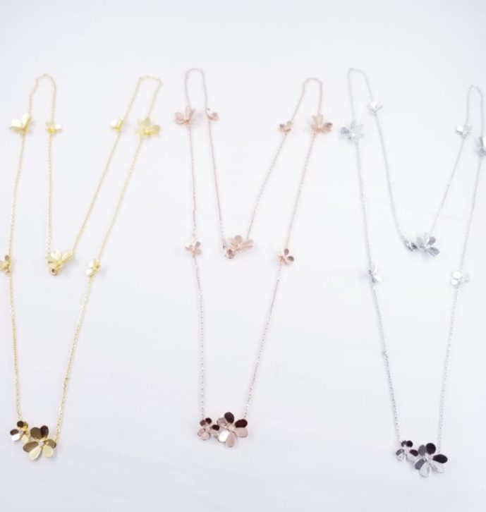 Delicate Flowers Long Necklace