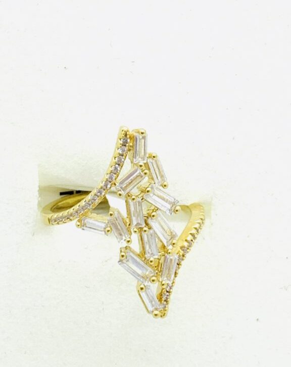 Unique Golden Baguette Finger ring