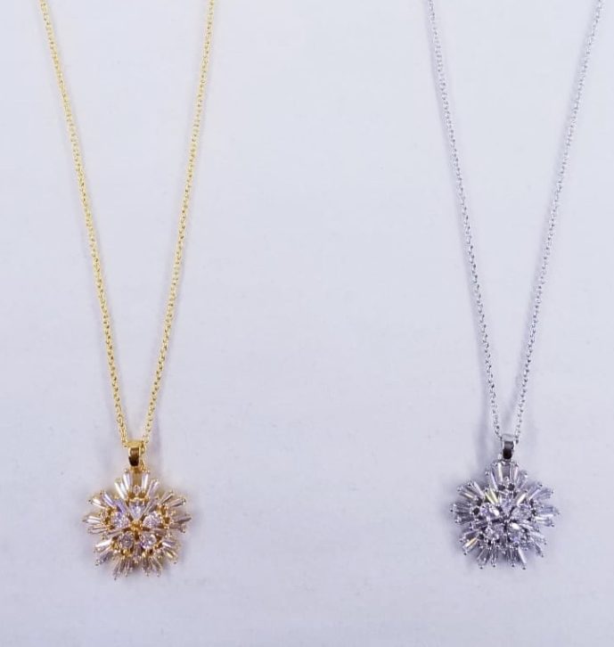 Stars Design Zircon Short Necklace