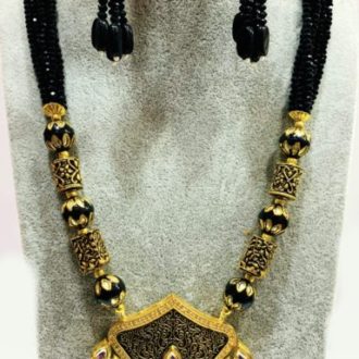 Black Beads Kia Necklace