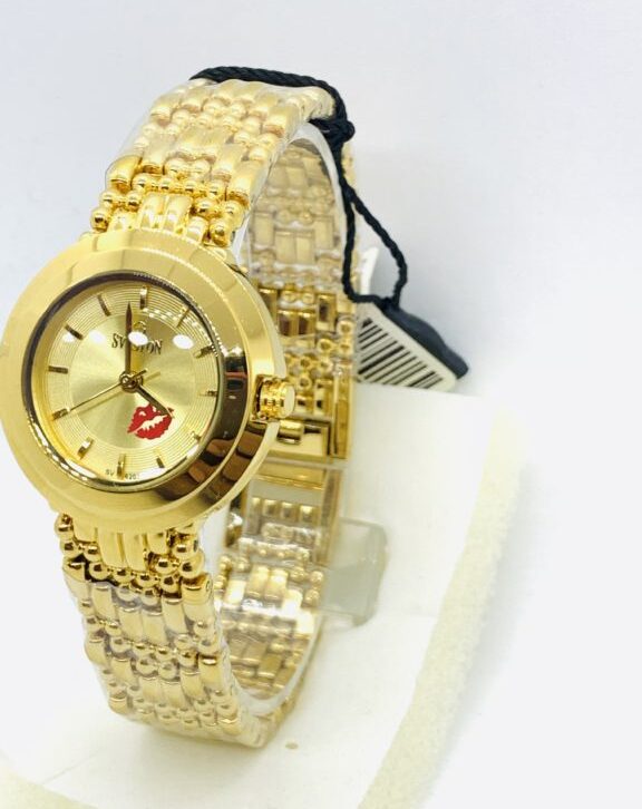 Sveston Romantic Golden Dial Water Resistance Watch