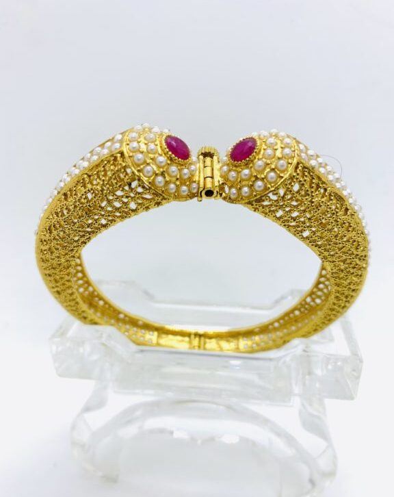 Red Stone Traditional Brass Bangle Unique Design Party Wear