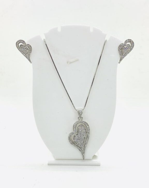 Roman Heart Design Crystal Necklace and Earrings Set