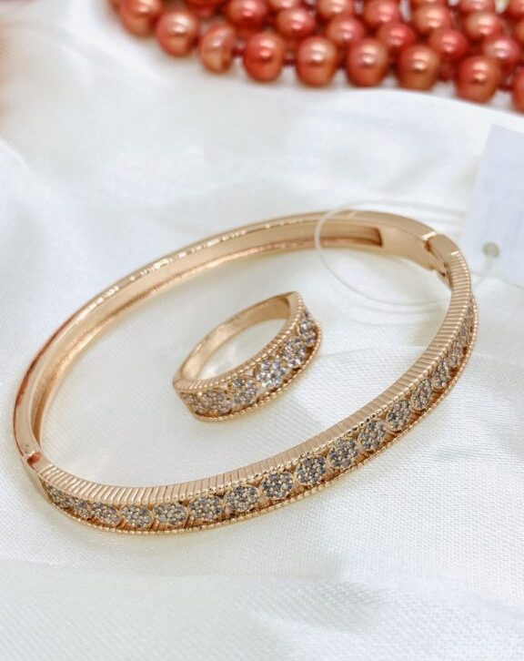 Rose Flower Bracelet and finger ring set