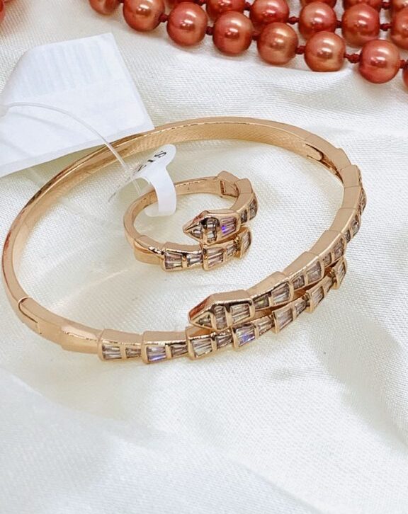Rose gold style Unique bracelet and ring set