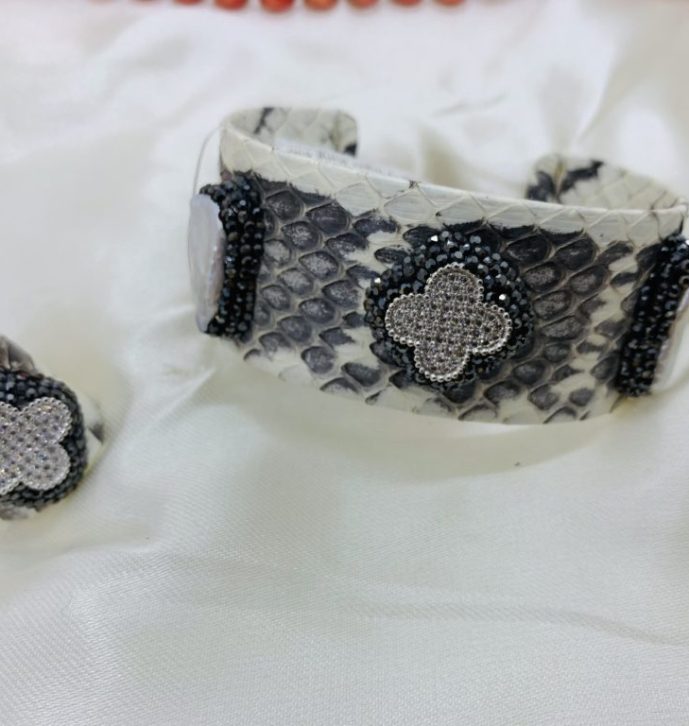 White Agate Stone Bracelet with Finger ring Set